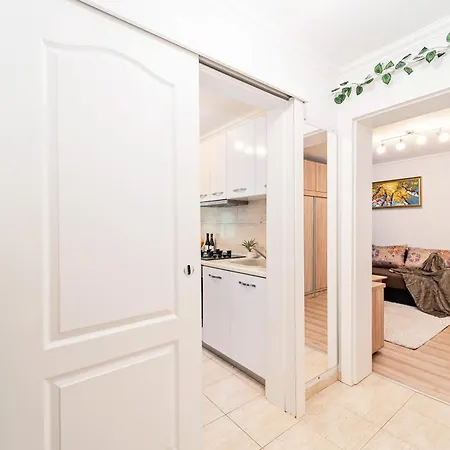 Cozy Chr 1 - By Openhouse