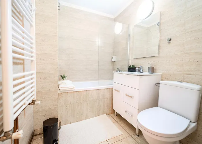 Cozy Chr 1 - By Openhouse Apartment *